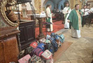 541502604_1230726618857778_1214776007099394163_n